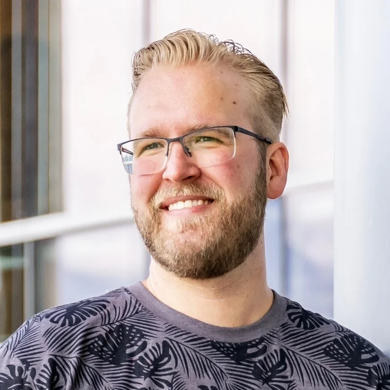 Dustin Parnell headshot—fractional CTO and startup strategy consultant guiding tech teams